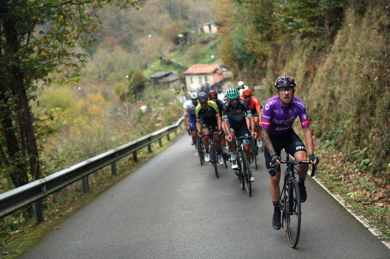 Segunda jornada de la Vuelta Ciclista en tierras asturianas, que transcurrió entre Pola de Laviana y L'Angliru.