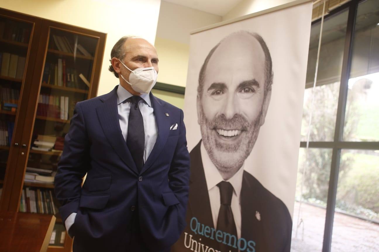 El candidato al Rectorado de la Universidad de Oviedo Ignacio Villaverde propone un debate virtual que permita confrontar los proyectos para la institución académica