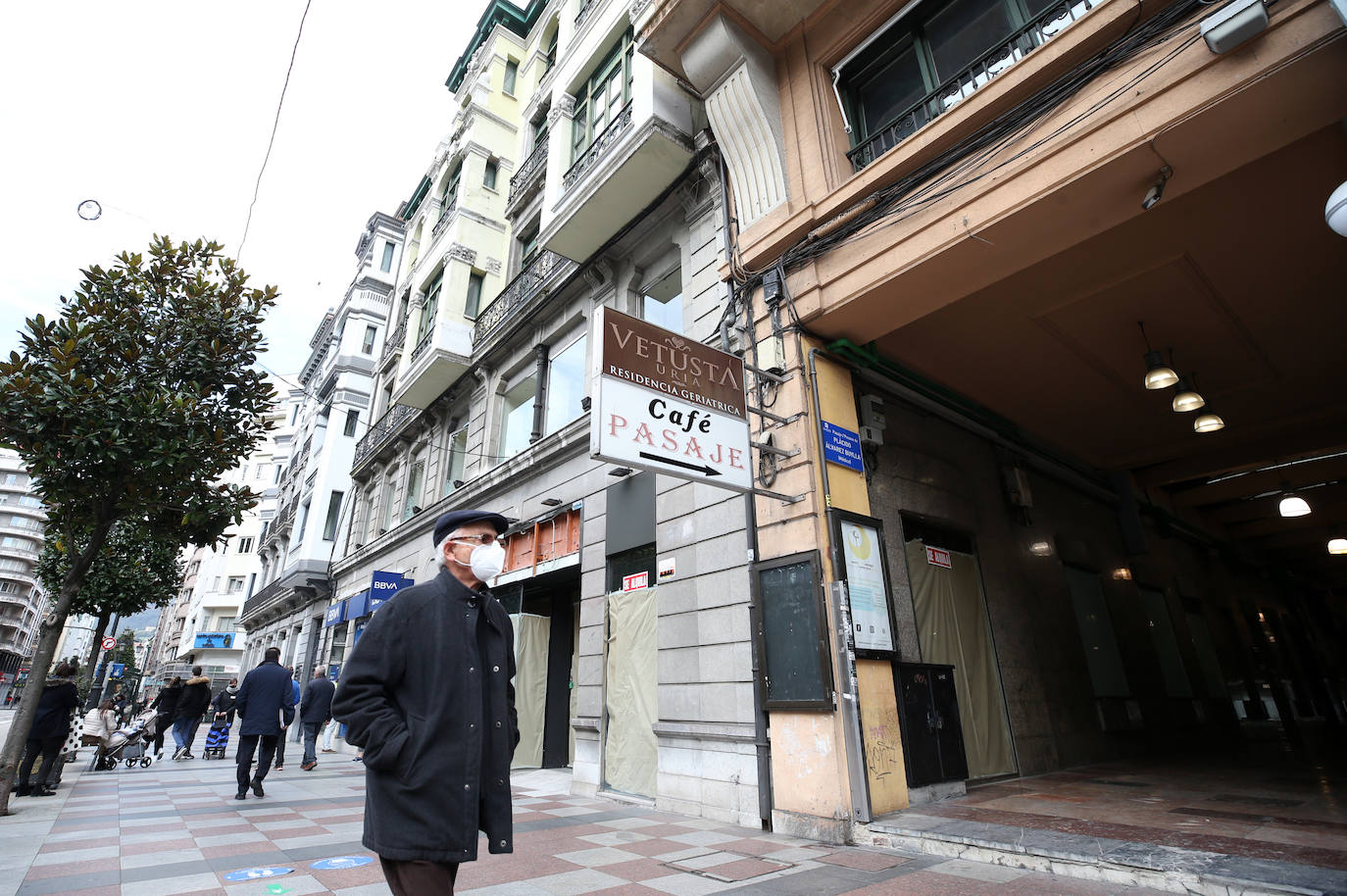 Fotos: Oviedo, a medio gas por las restricciones