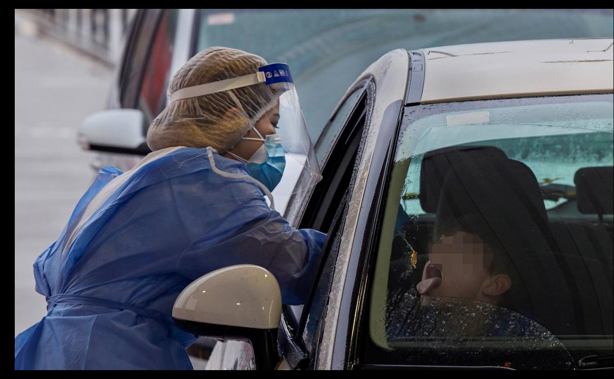 Coronavirus en Asturias | Salud denegará permisos sin sueldo, licencias, excedencias y disfrute de horas sindicales