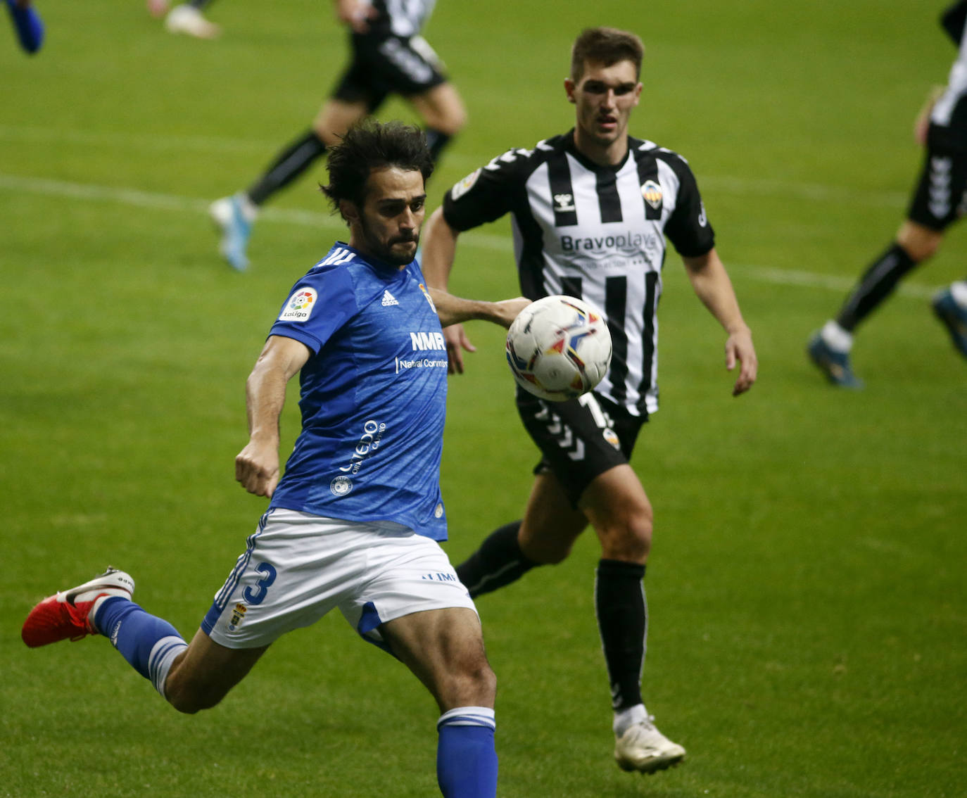 Fotos: Las imágenes del Real Oviedo - Castellón