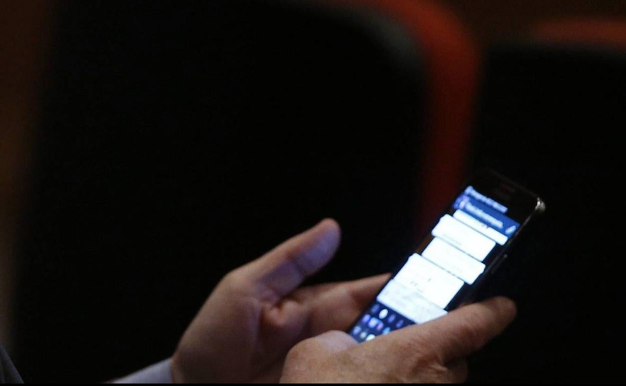 El bochornoso momento a través de WhatsApp con un compañero de trabajo que arrasa en Twitter