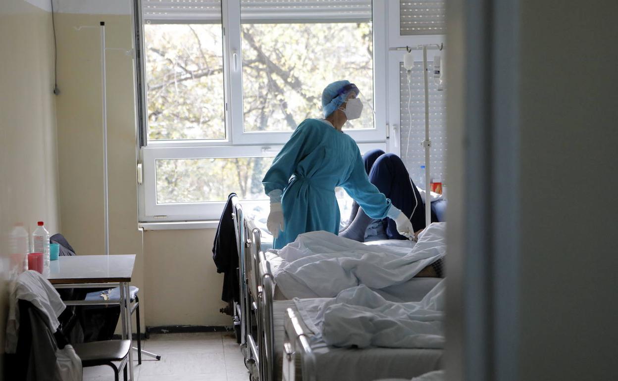 Coronavirus | La presión hospitalaria en España continúa siendo muy elevada pese a vislumbrarse una estabilización