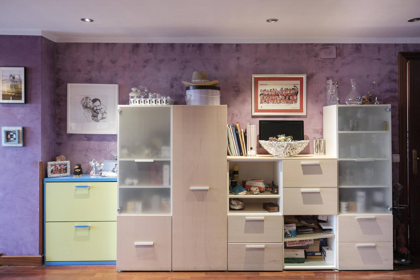 Tanto la casa como el acceso a la terraza se han acomodado para el desplazamiento en silla de ruedas.