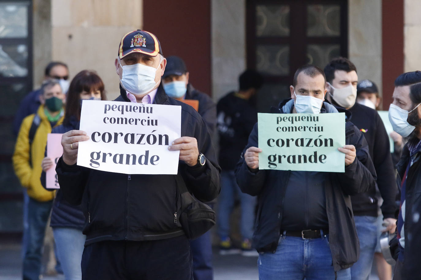 La 'cacerolada' de Hostelería con Conciencia ante la dramática situación por la que atraviesa el sector 
