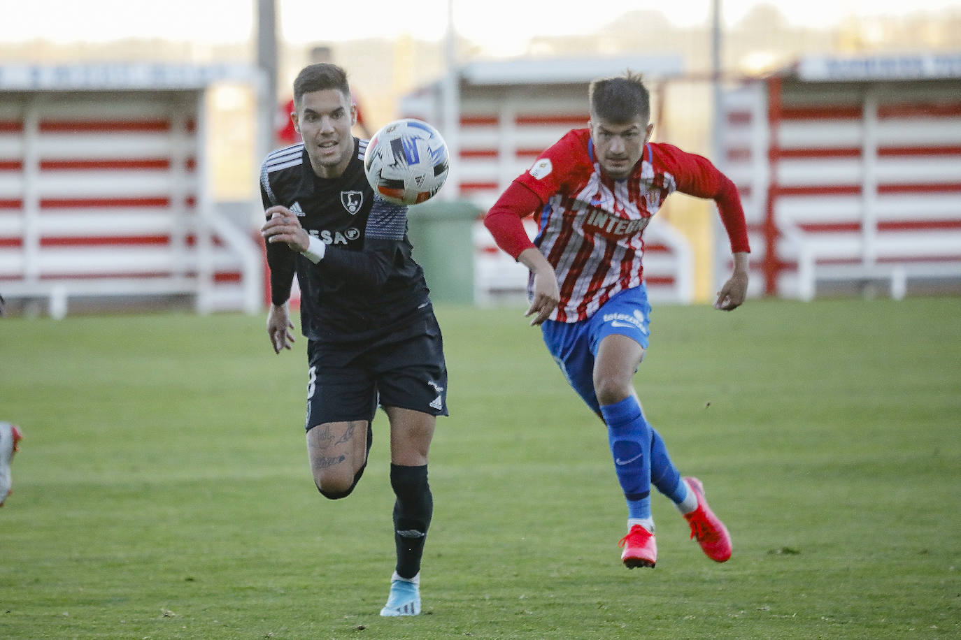 Fotos: Sporting B 1-1 Lealtad, en imágenes