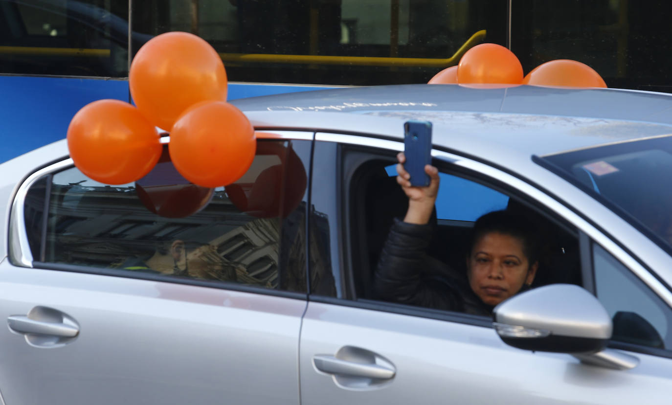 Protestan contra «el control político de la educación» y «los recortes en la libertad de enseñanza»