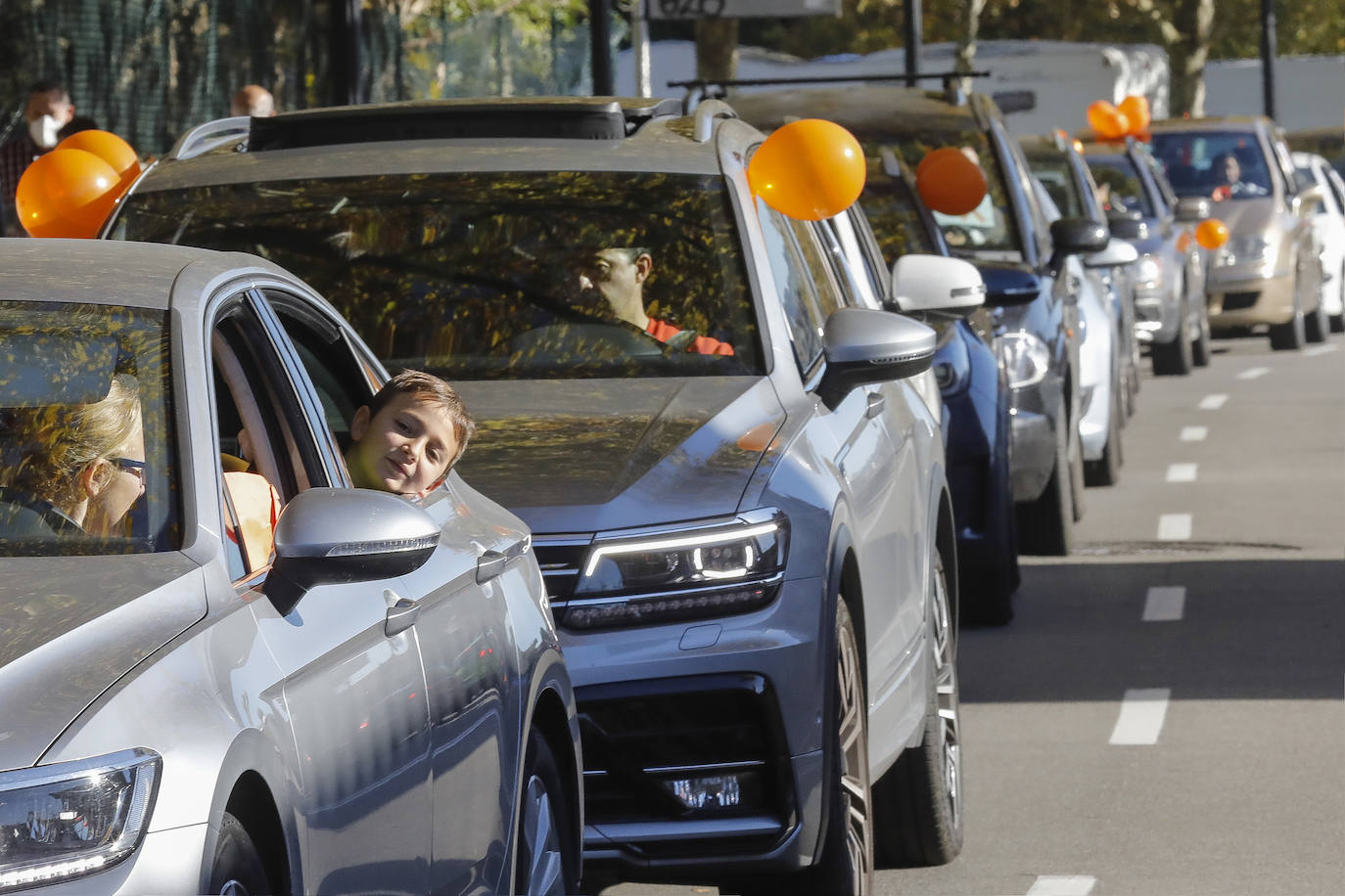 Protestan contra «el control político de la educación» y «los recortes en la libertad de enseñanza»
