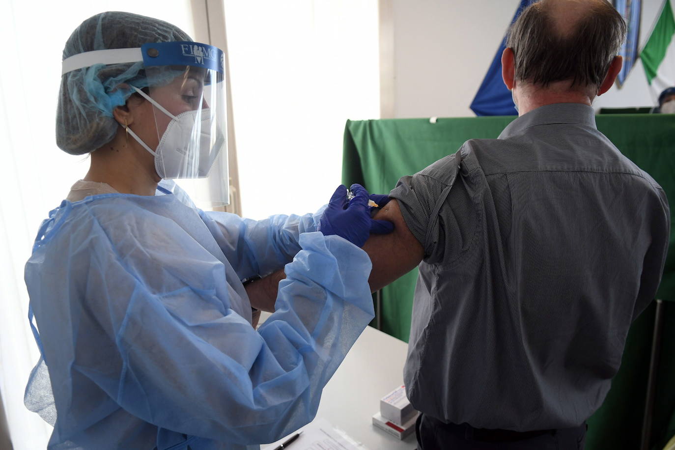 Asturias suma 86.614 personas más vacunadas que hace un año a estas alturas , un incremento que supera el cincuenta por ciento