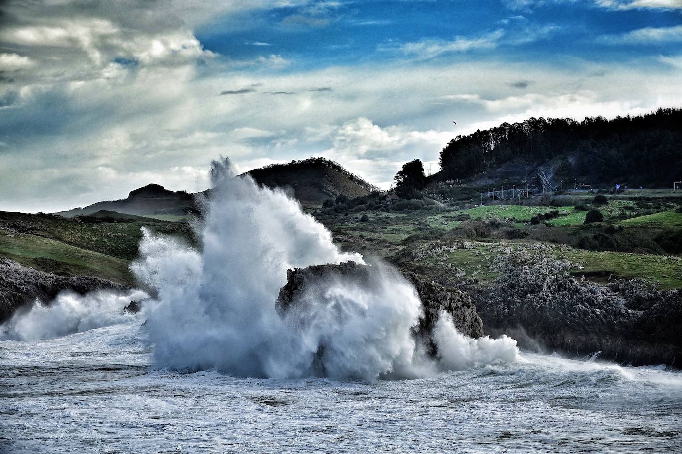 Copiosas nevadas, fuertes rachas de viento y oleaje en la primera borrasca invernal