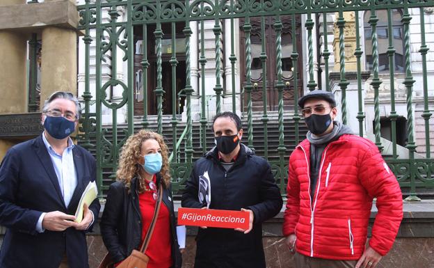 Pablo González, Teresa Mallada, Óscar Gavino y Víctor Suárez.