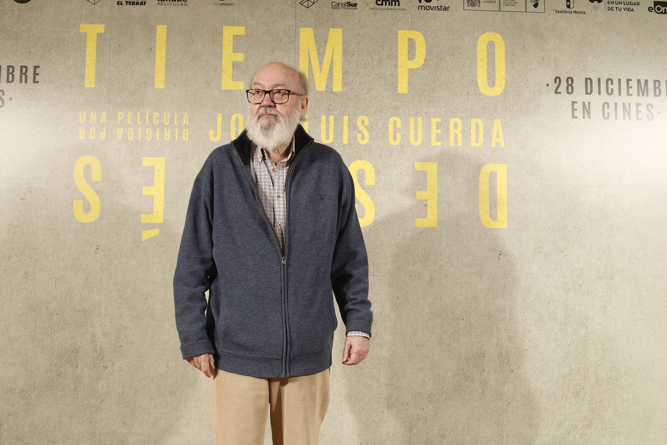 José Luis Cuerda | El director, guionista y productor de cine español falleció a los 72 años. De humor tan afilado como ingenioso, el director es responsable de títulos como 'Amanece que no es poco' o 'El bosque animado'