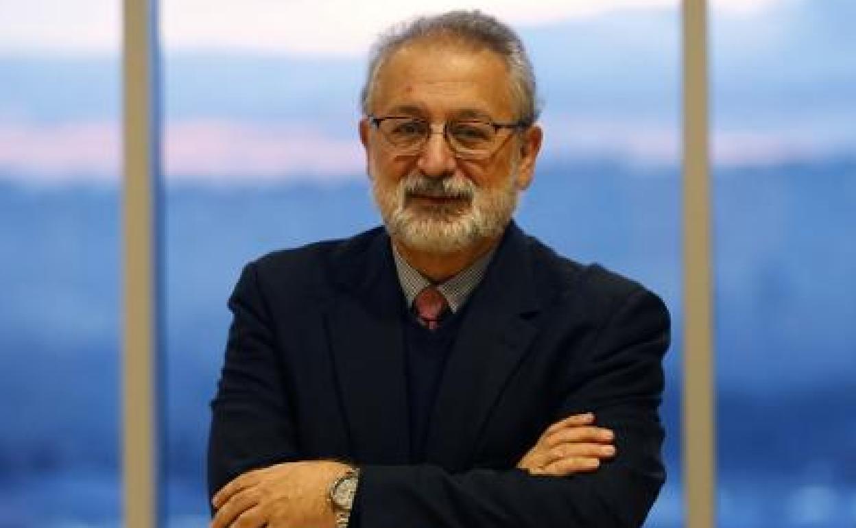 Coronavirus: López Acuña: «Existe la posibilidad de que la nueva cepa de la covid haya llegado ya a Asturias»