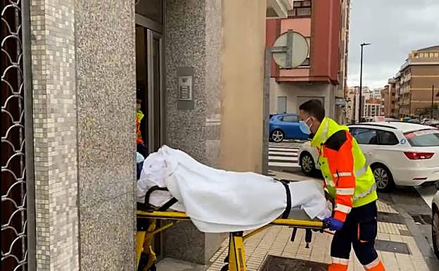Así trabaja el servicio de ambulancias de Asturias durante el día de Navidad
