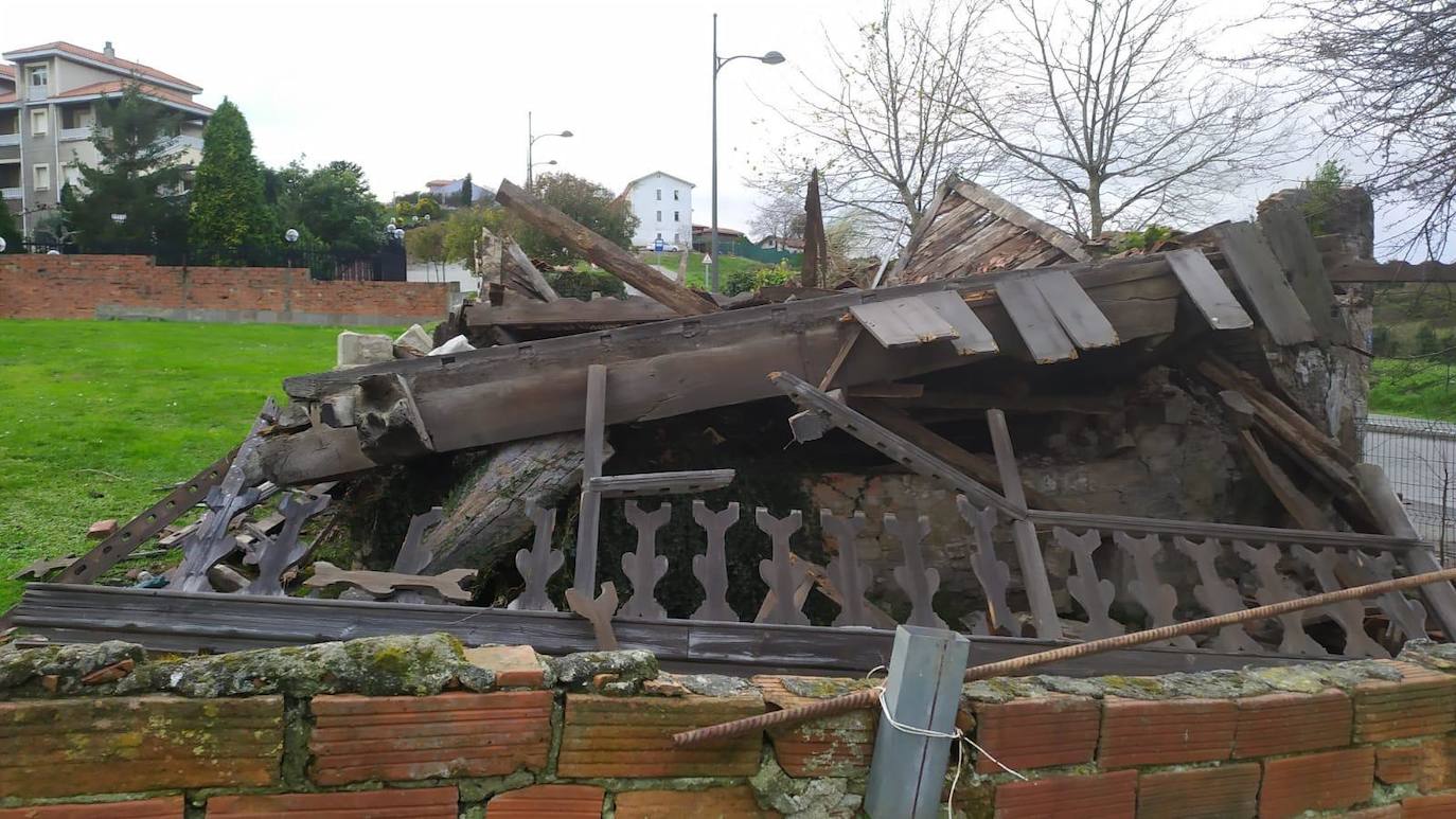 La borrasca 'Bella' que azota la cornisa Cantábrica deja rachas de hasta 110 kilómetros por hora y olas de diez metros en la región.