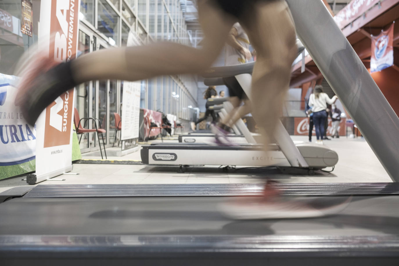 Youssef Benkert e Isabel Barreiro fueron los más rápidos en esta edición indoor en el Palacio de los Deportes.