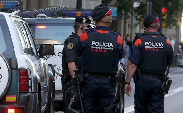 Los Mossos desalojan la 'rave' de Llinars dos días después