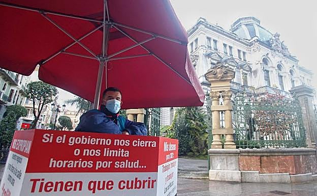 Titi vuelve a la carga: «Prefiero morir de pie que vivir de rodillas pidiendo limosna»