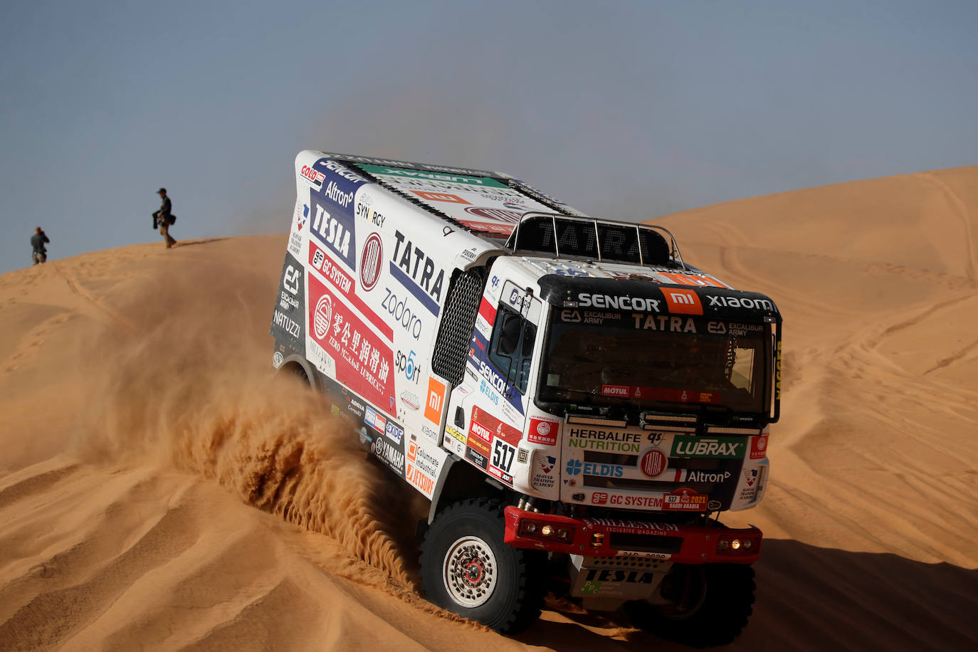 Las imágenes que han dejado las primeras etapas del Rally Dakar, espectáculo y belleza en el desierto de Arabia