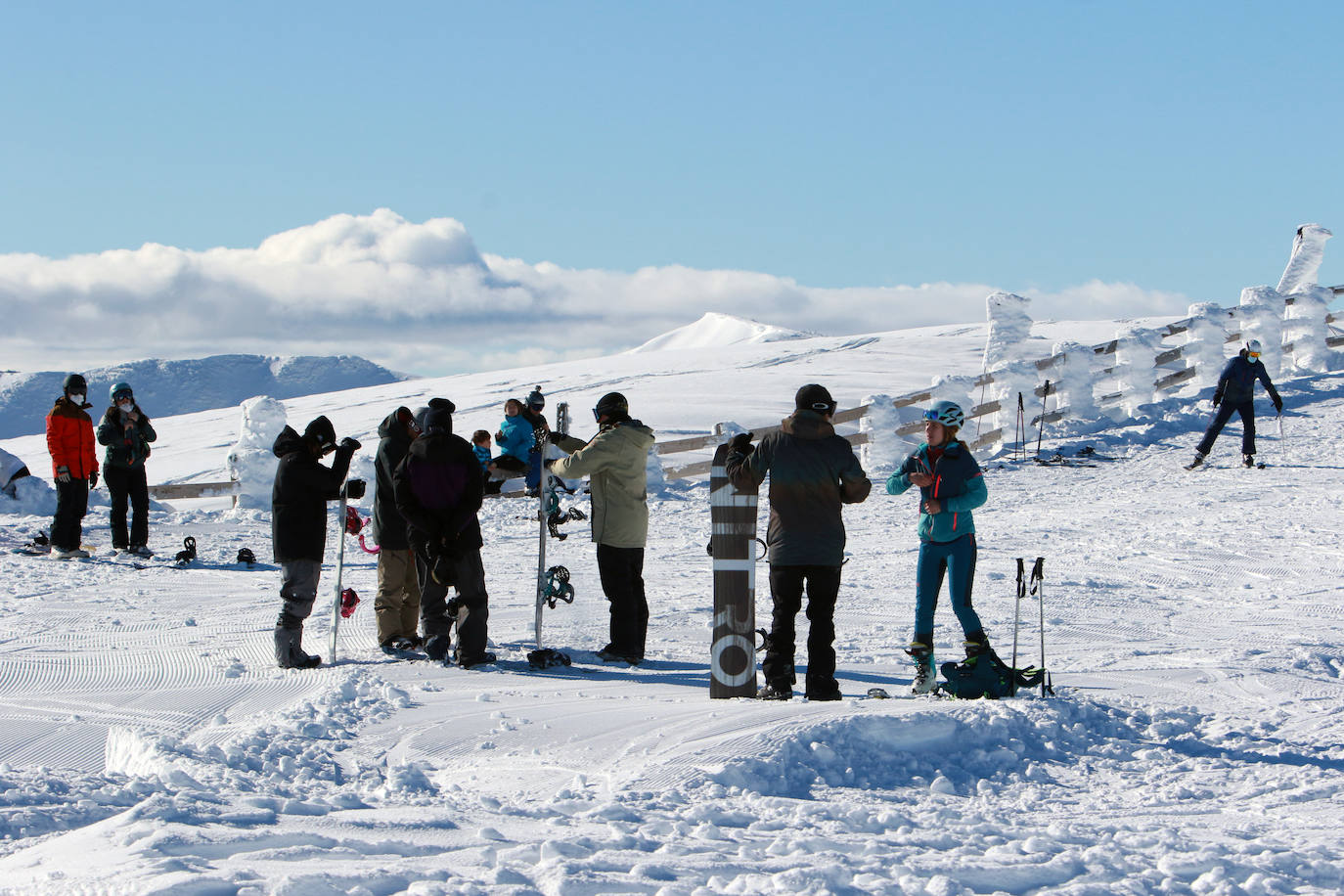 Gran afluencia en la estación de esquí en el Día de Reyes. Completó su aforo diario de 1.200 personas antes del mediodía