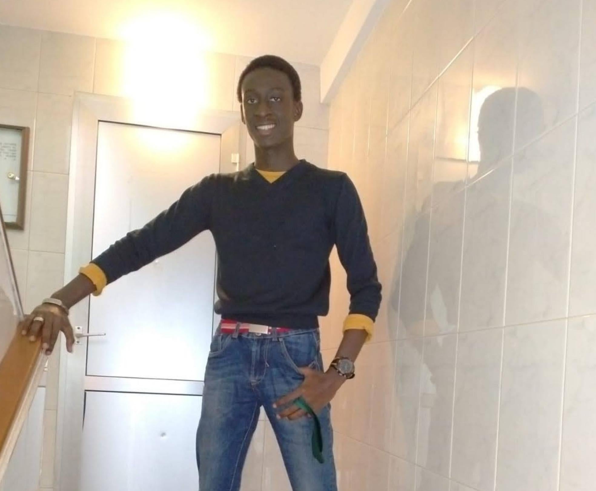 Mouhamed Ndiaye, de Senegal, estudia en el IES Roces.