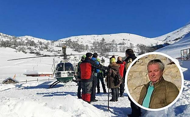 En la imagen, el helicóptero en el que tuvieron que ser trasladados los efectivos de la Guardia Civil y el forense al estar la carretera cortada por la nieve. Abajo, a la derecha, una imagen del fallecido, Miguel López.