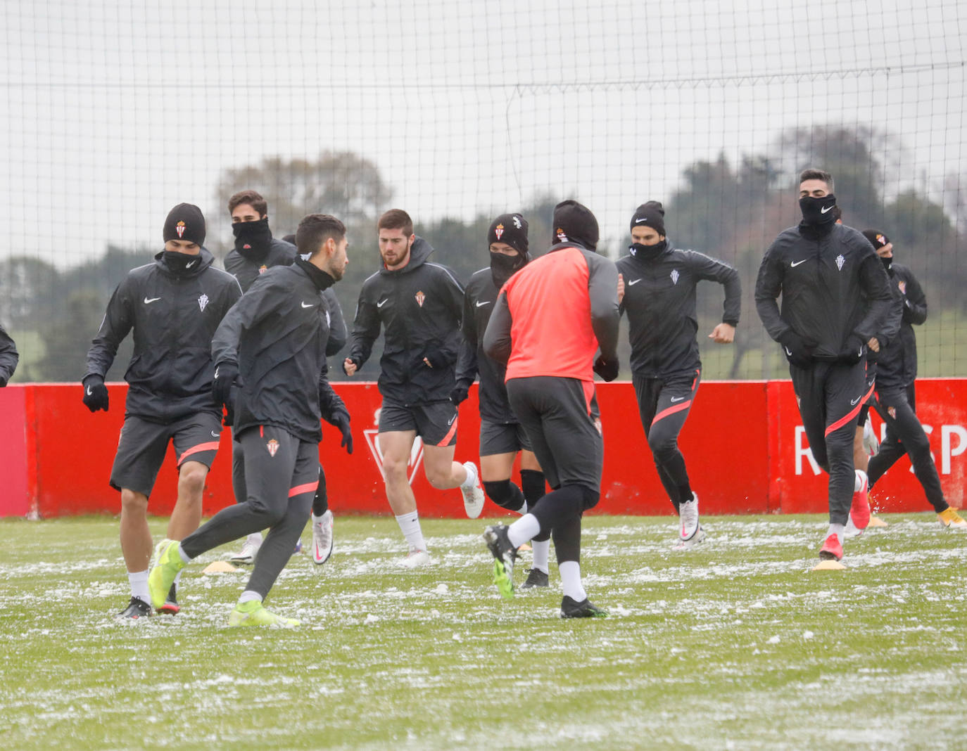 Fotos: Entrenamiento del Sporting (09-01-2021)