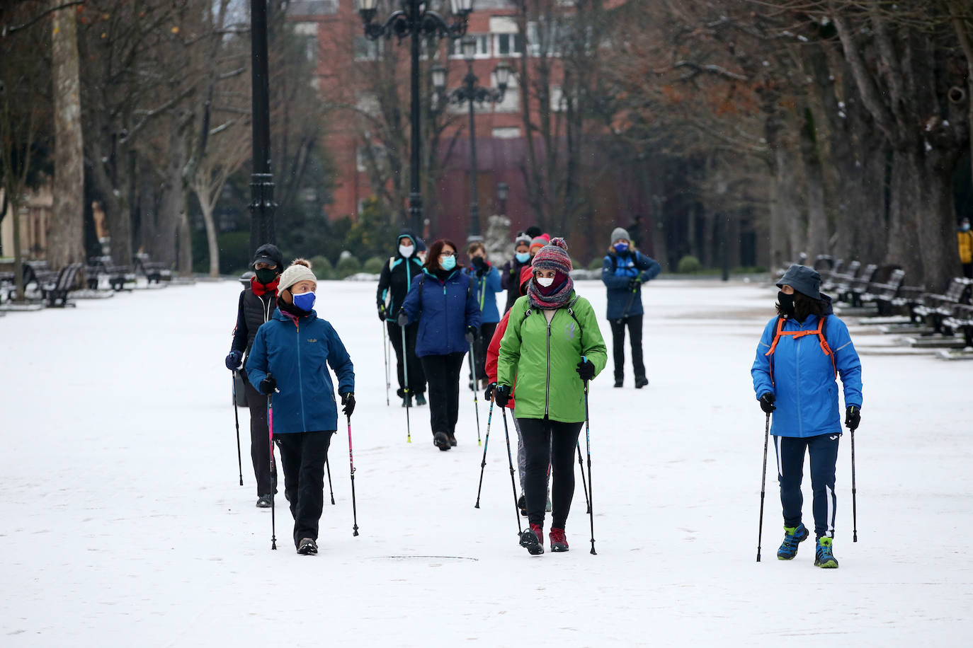 La borrasca deja nevadas y mucho frío en la región, que permanecerá en alerta todo el fin de semana.