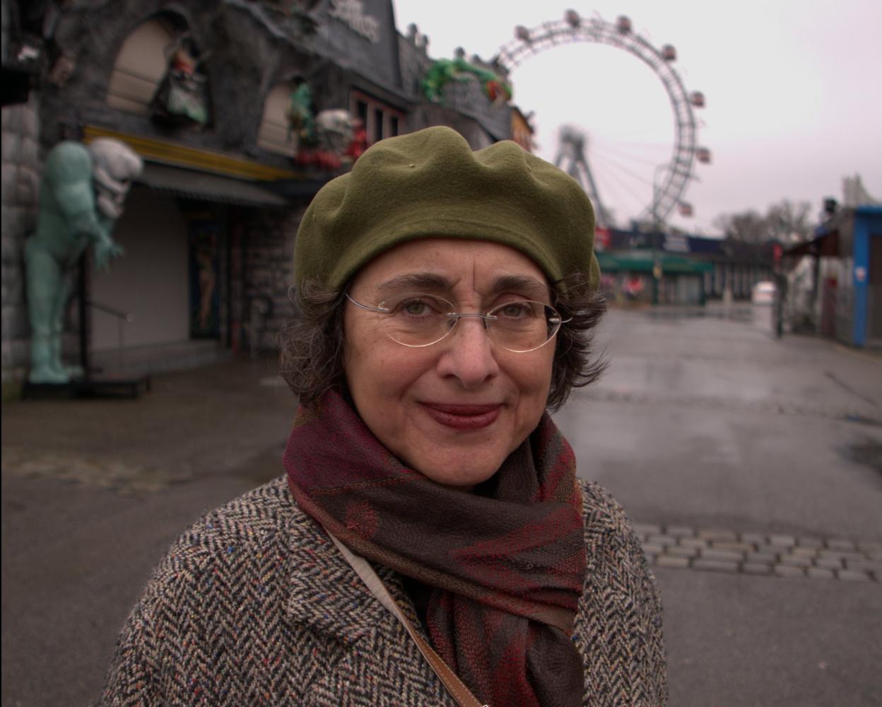 Cristina Timón Solinís, con la famosa noria vienesa al fondo. 