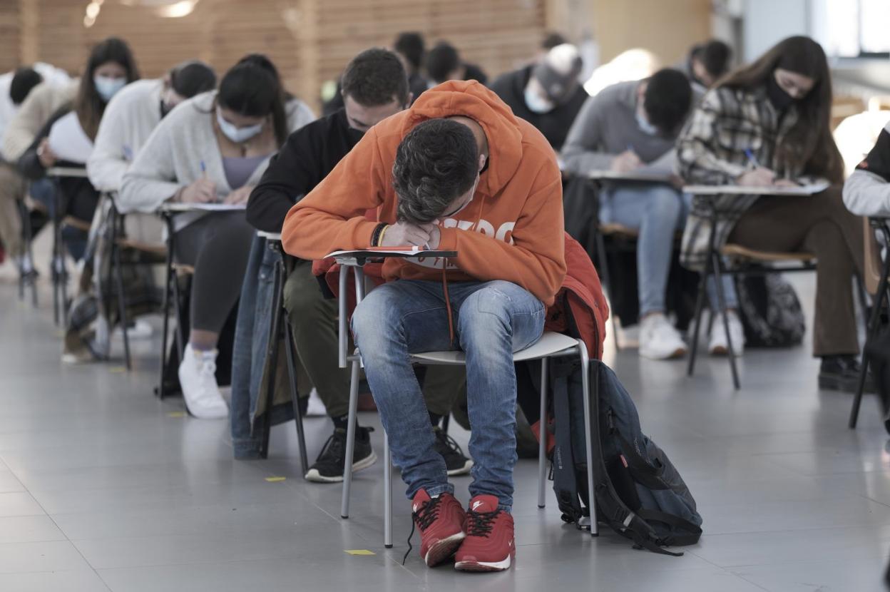 Un examen presencial esta semana en Gijón. 