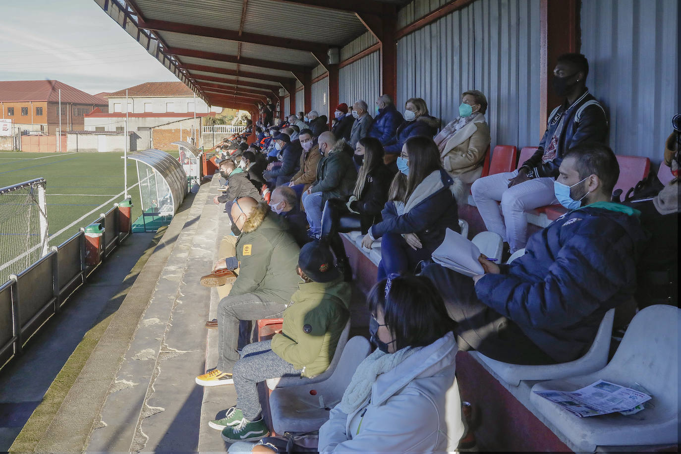Fotos: Las mejores imágenes del partido entre el UD Gijón Industrial - CD Vallobín