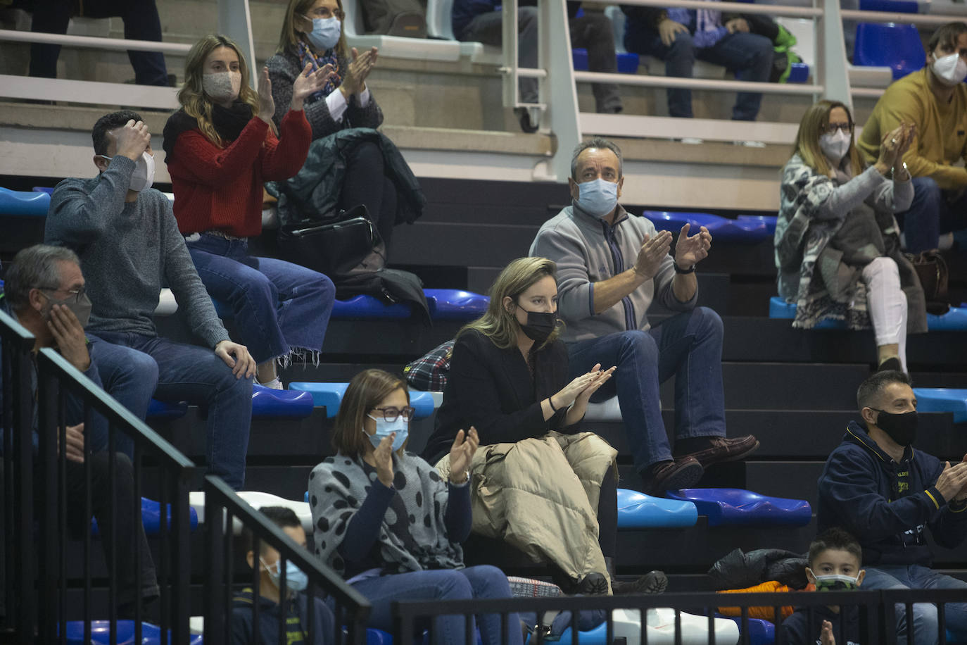 El equipo de Natxo Lezkano se impuso al Ourense tras un ajustado final en el que los gallegos estuvieron a punto de aguarle el estreno de año a los azules