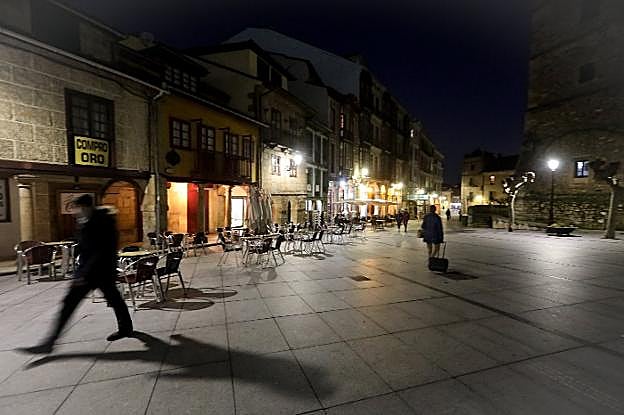Avilés, Castrillón y Corvera, los primeros en cerrar y Oviedo, Llanes y Cangas del Narcea, el jueves 