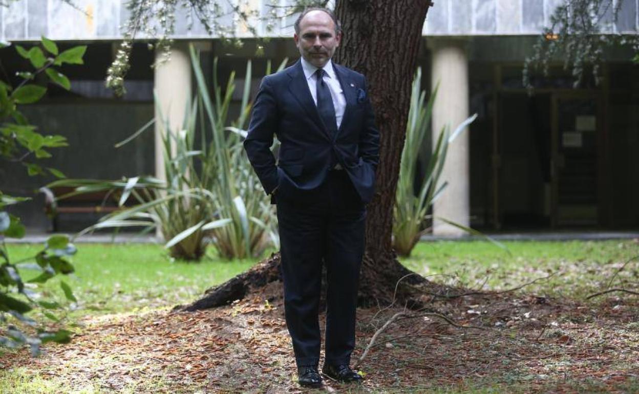 Ignacio Villaverde, candidato a rector de la Universidad de Oviedo.