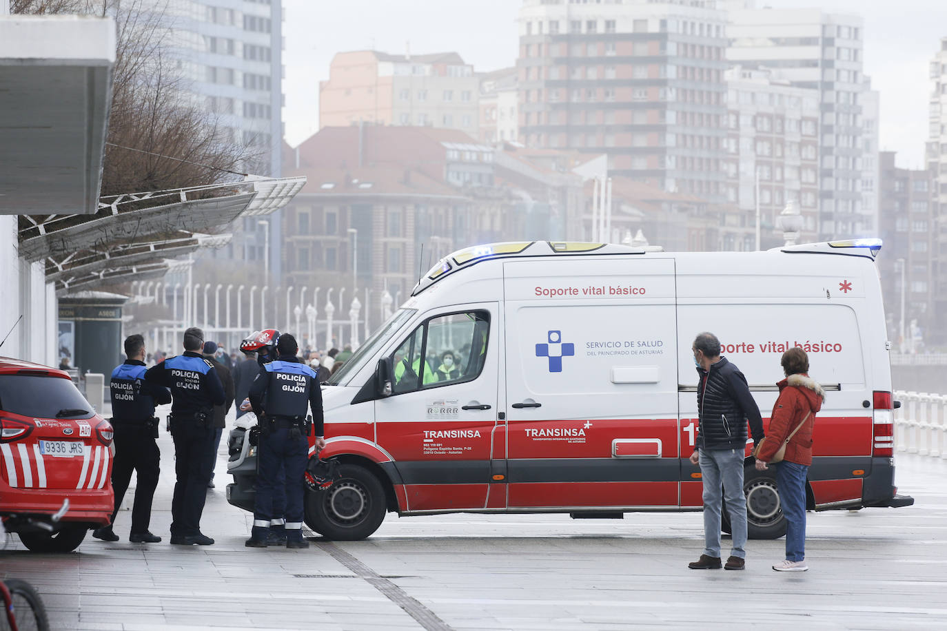 La mujer ha sido trasladada a la unidad de Psiquiatría del Hospital de Jove