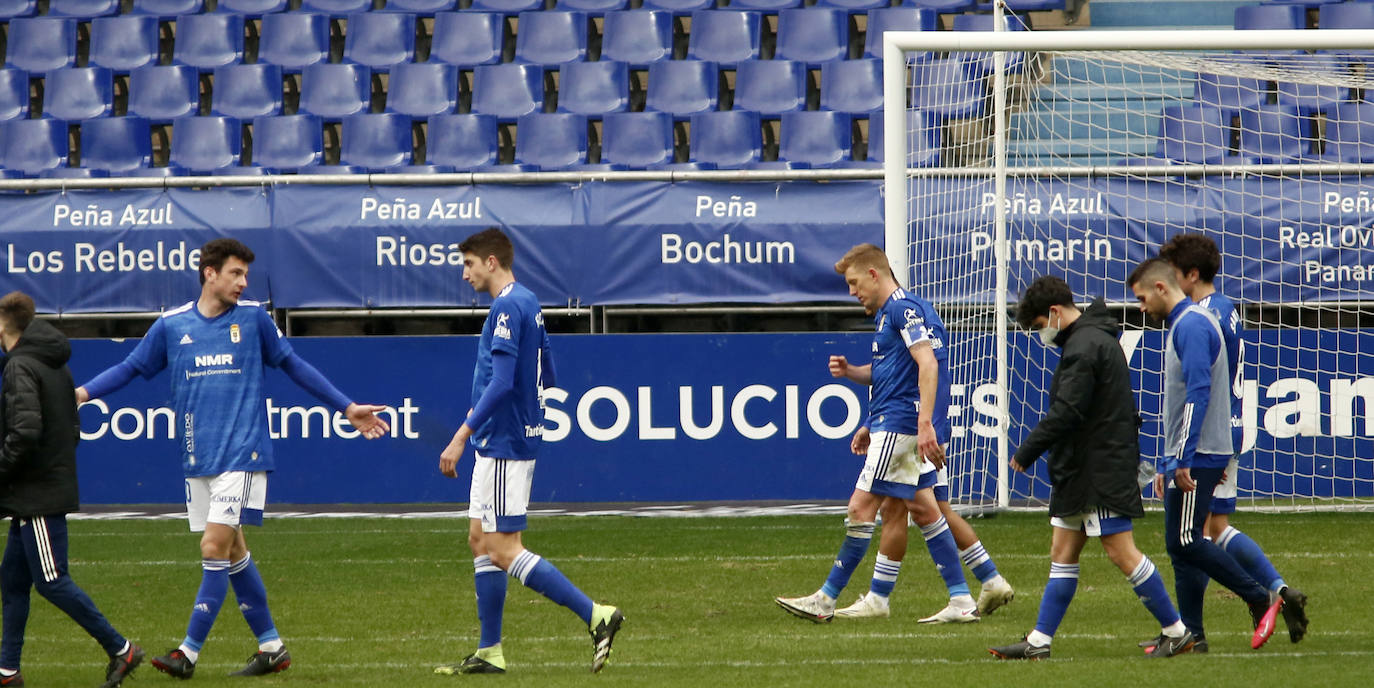 El partido entre el Real Oviedo y el Albacete en el Tartiere, que se saldó con victoria manchega, en imágenes.