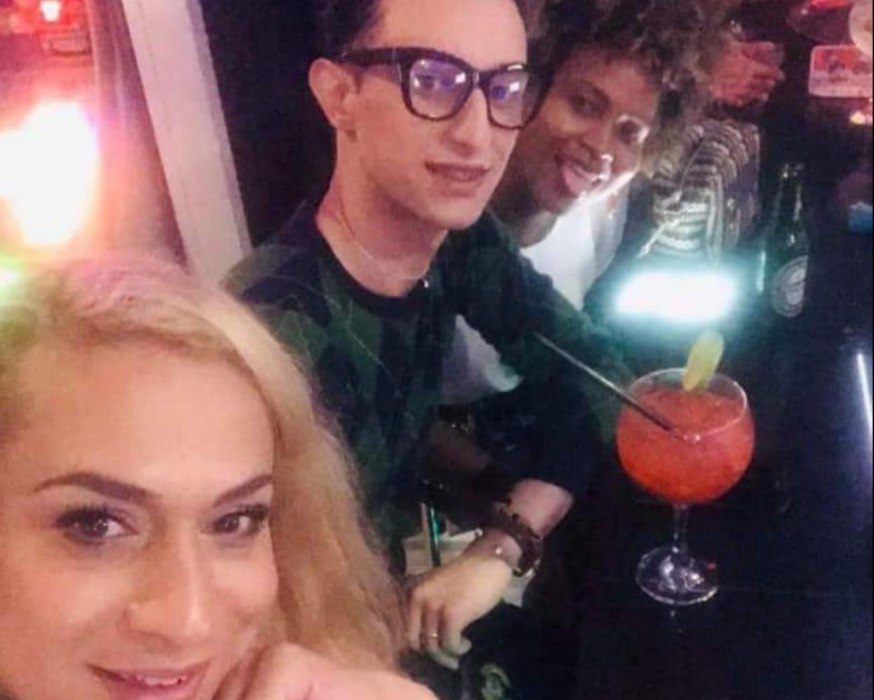 Paloma Barreto, con Allison de Oliveira, en Santiago de Compostela. 