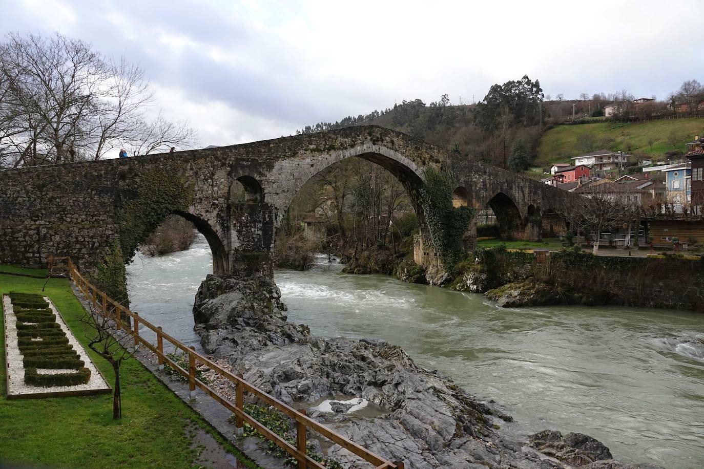 Puente romano de Cangas de Onís