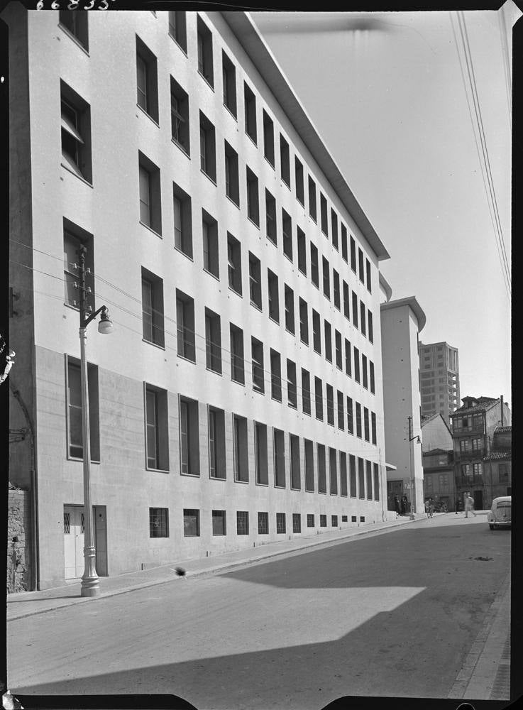 Ambulatorio sanatorio de Oviedo, 1955.