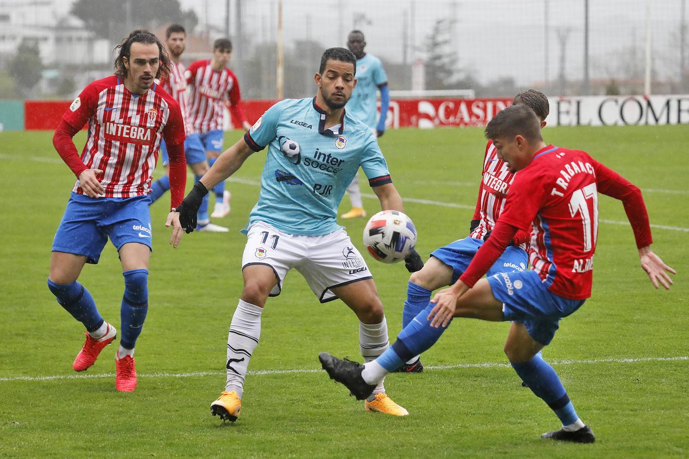 Fotos: Las imágenes del Sporting B - UP. Langreo