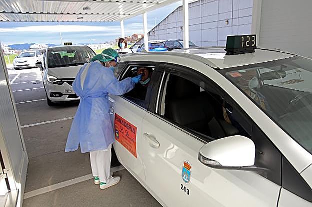 «Esta ola es como un coche más acelerado que frena antes»