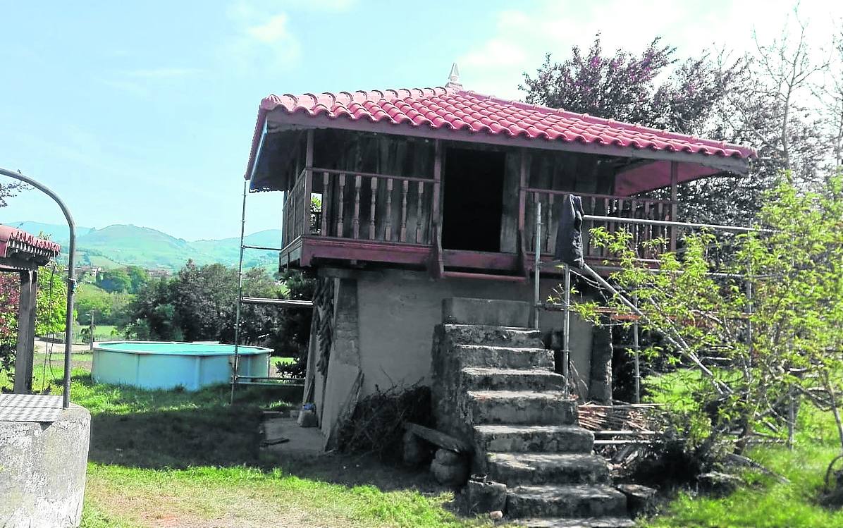 Un hórreo rehabilitado por Miguel Pozuelo en Gijón. 