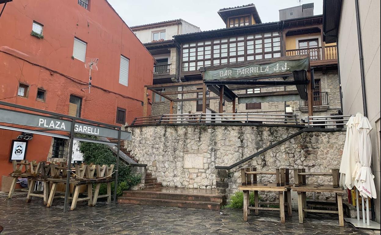 Bares y terrazas llaniscas cerradas