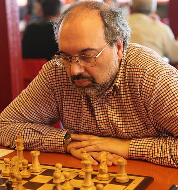 El maestro Francisco Javier San Claudio, del Club Ensidesa.