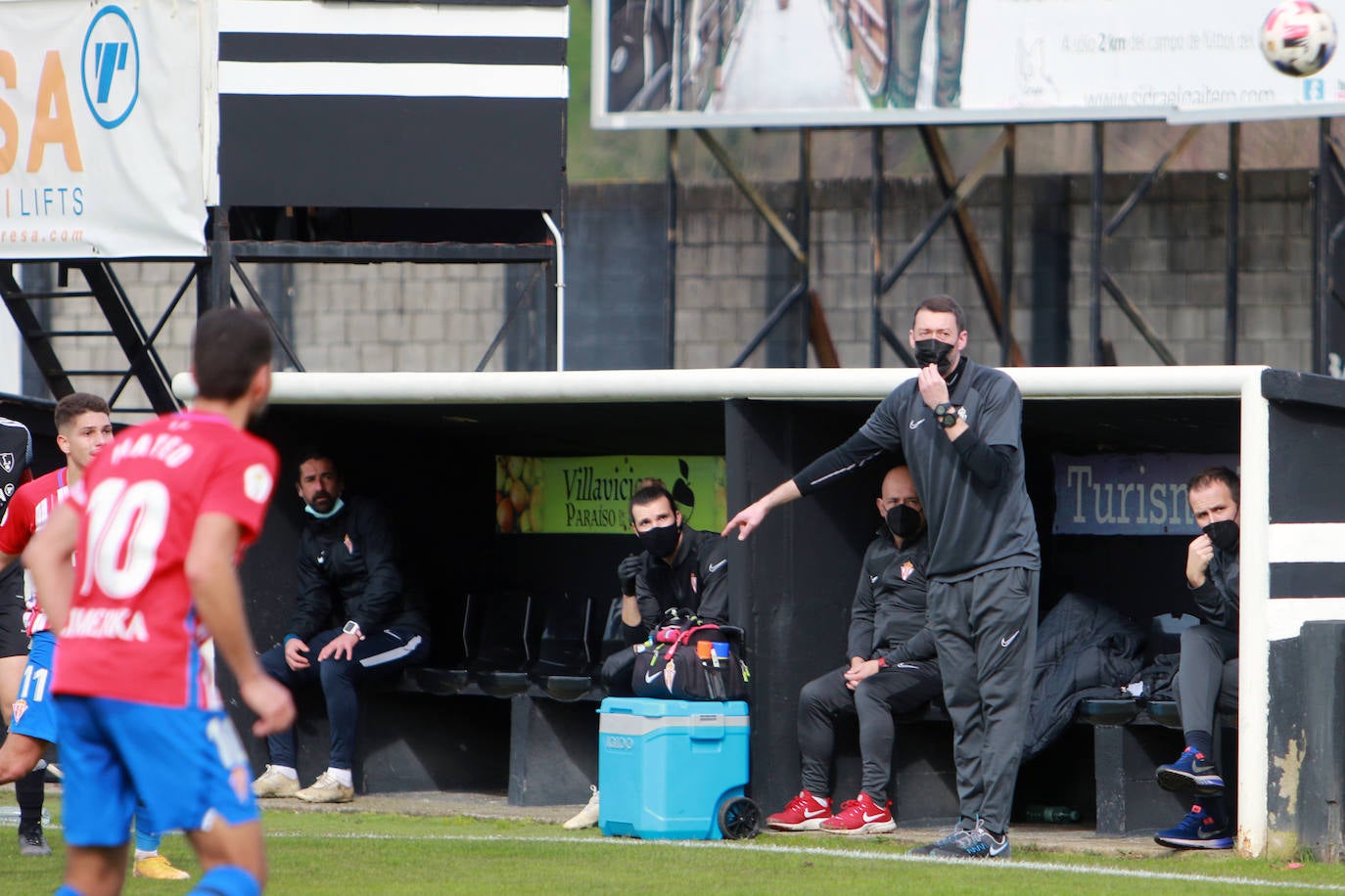 Duelo asturiano este domingo en Villaviciosa entre el Lealtad y el Sporting B. 