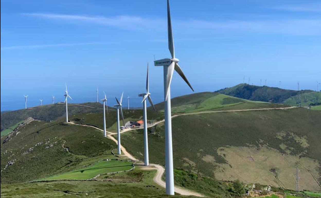 Parque eólico de Curiscao, en el concejo de Salas.