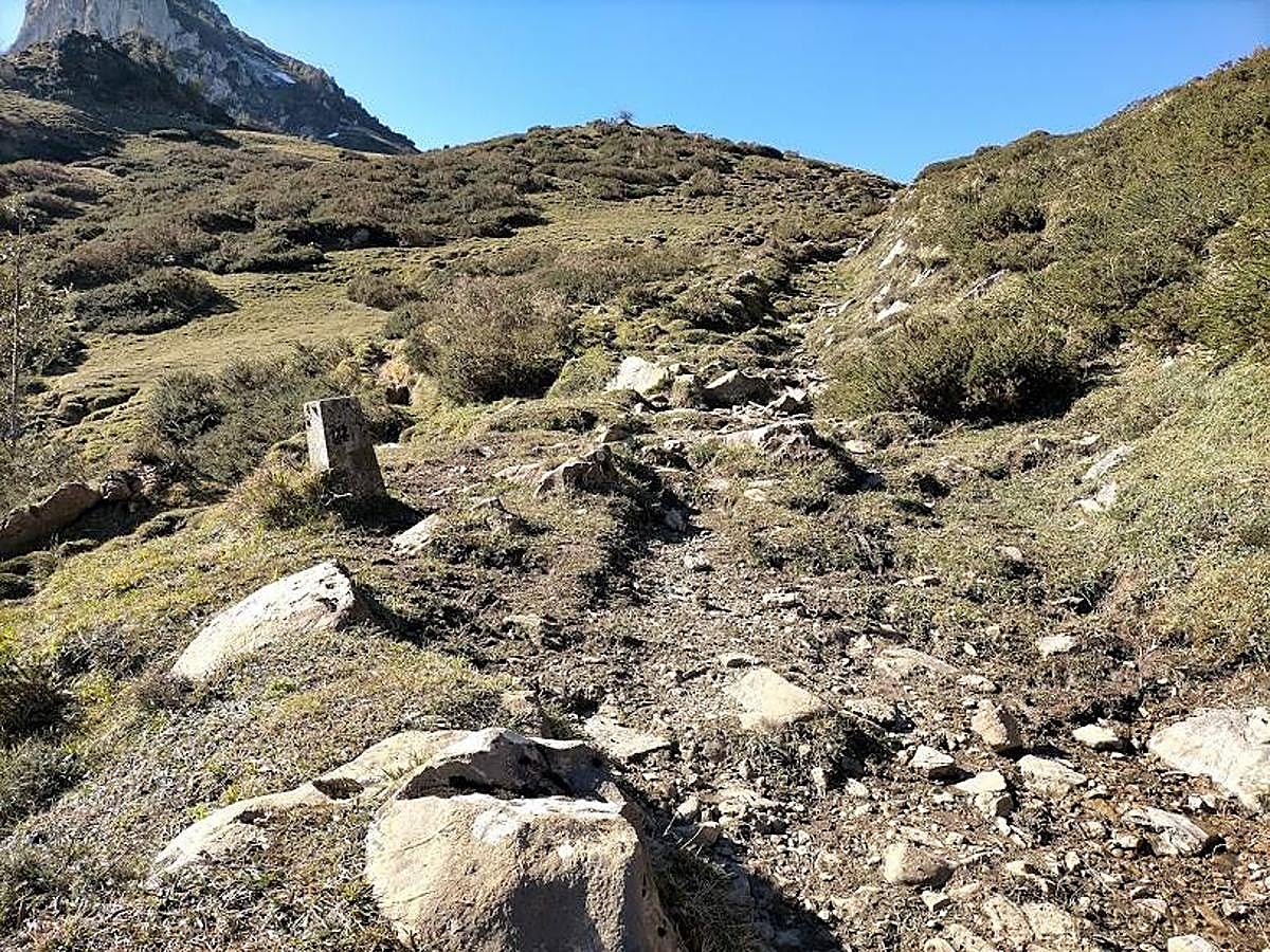 Fotos: Ruta hasta el pico La Mostayal