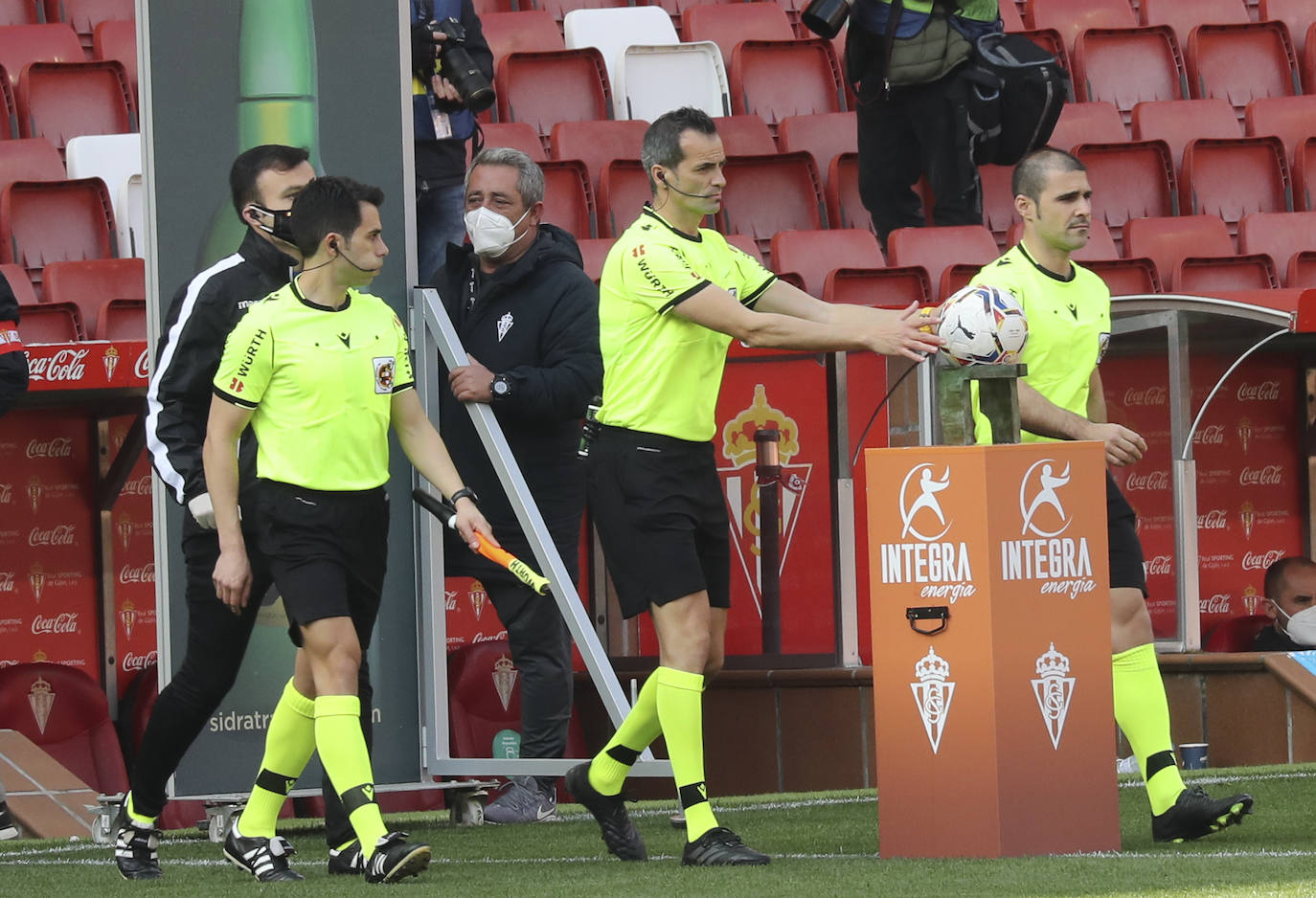 El Sporting suma un punto ante el gran candidato al ascenso esta temporada y sigue invicto en su estadio