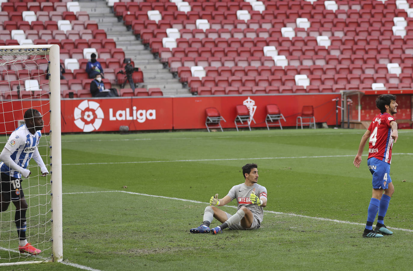 El Sporting suma un punto ante el gran candidato al ascenso esta temporada y sigue invicto en su estadio