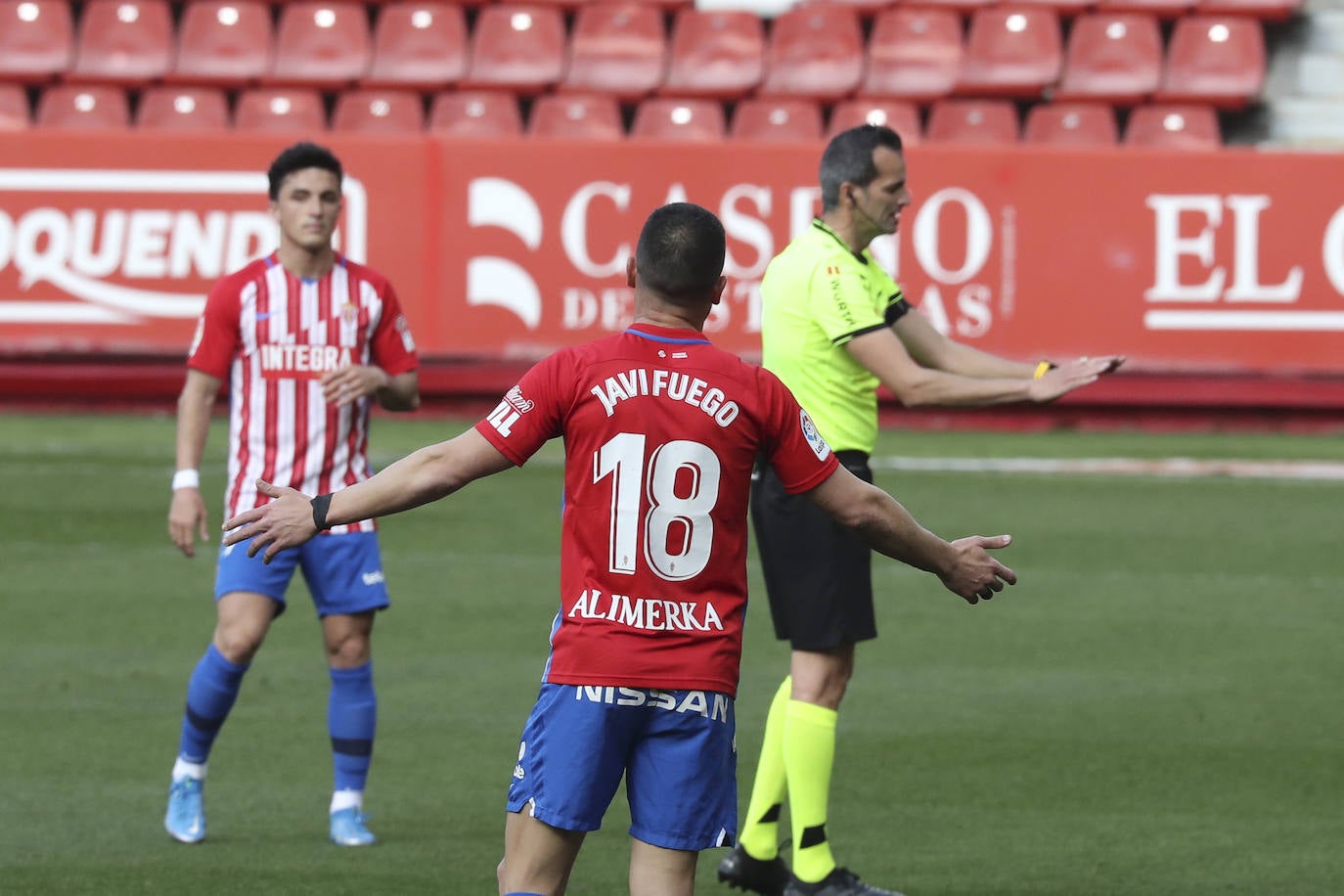 El Sporting suma un punto ante el gran candidato al ascenso esta temporada y sigue invicto en su estadio